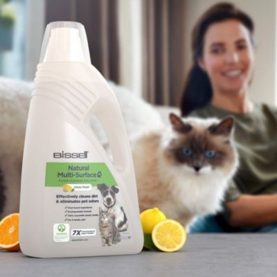 Kit accessoires BISSELL Détergent Natural Multi-Surface Pet 2L