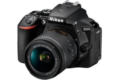 Reflex NIKON D5600 Nu
