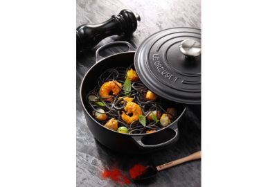 Cocotte ronde LE CREUSET Signature noire diam 28 cm