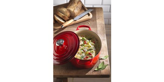 Cocotte LE CREUSET SIGNATURE Cerise 31 cm