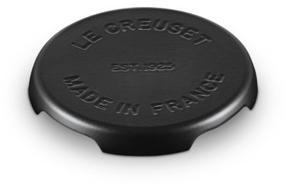Dessous de plat LE CREUSET rond collection barbecue 22 cm noir mat