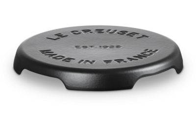 Dessous de plat LE CREUSET rond collection barbecue 22 cm noir mat