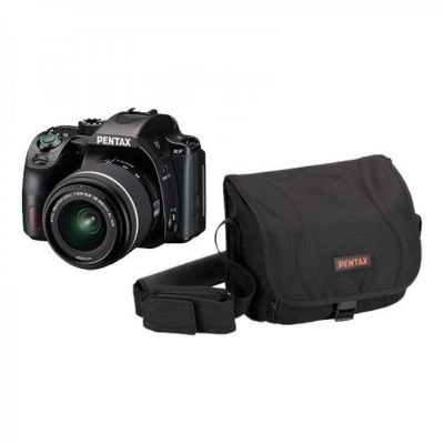 Appareil photo Reflex PENTAX KF Noir + 18-55mm WR + Fourre tout