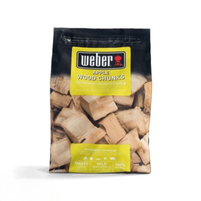 Bois de fumage WEBER Chunks de pommier pour fumage - 1,5 Kg
