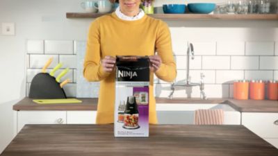 Voir la vidéo pour Hachoir NINJA Express Chop Mini hachoir & mixeur NJ1002EUBK