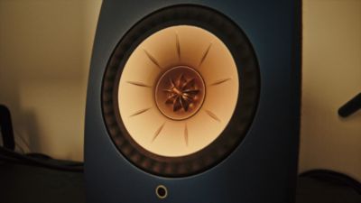 Voir la vidéo pour Enceinte résidentielle KEF LSX2 Soundwave