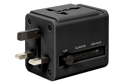 Adaptateur de voyage RETRAK universel + double USB-A