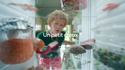 Voir la vidéo pour Smartphone GOOGLE Pixel 9 Pro XL Noir Volcanique 512Go