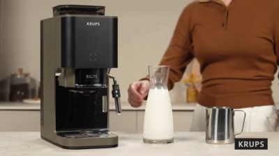 Voir la vidéo pour Expresso Broyeur KRUPS Coffee Crush Experience, Machine à café à grains ultra compacte SA403BE0