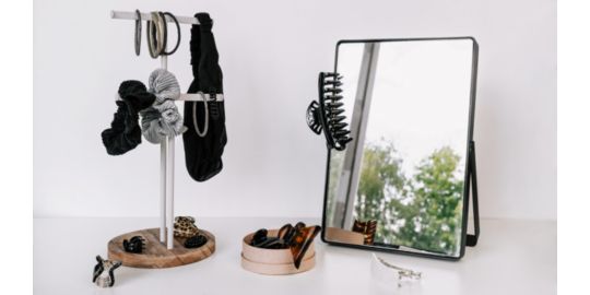 Miroir BABYLISS PETIT LUMINEUX AVEC VENTOUSE X10