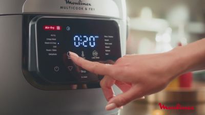 Voir la vidéo pour MOULINEX Multicook & Fry MZ7311F0