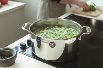 Faitout BEKA + couvercle chef diam 24cm Faitout BEKA + couvercle chef diam 24cm