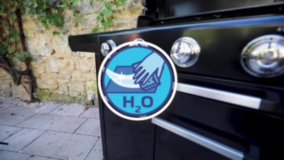 Voir la vidéo pour Barbecue gaz CAMPINGAZ Premium 4W noir 4 brûleurs sur chariot, 72x46 cm