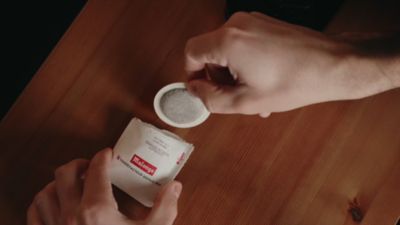Voir la vidéo pour Cafetière à dosette MALONGO EOH VERT TILLEUL PASTEL