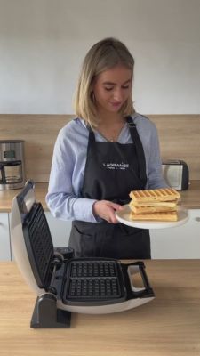 Voir la vidéo pour Croq/Gauf/Gril LAGRANGE Premium Gaufres Rouge Mat - Spatule