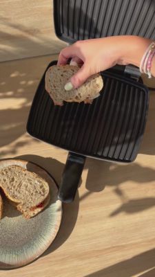 Voir la vidéo pour Gaufrier LAGRANGE Super 2 Gaufres Noir 039122