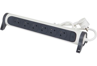 Multiprise LEGRAND rotative à fixer 6 prises