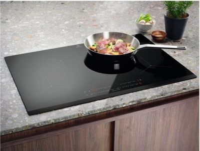 Plaque induction ELECTROLUX Table cuisson EIS824 Reconditionné