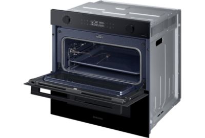 Four pyrolyse Samsung NV7B45502AK caisson air sous-vide