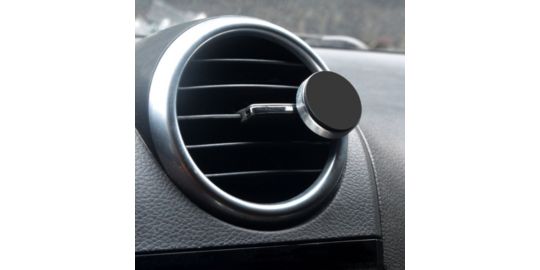 Support smartphone ESSENTIELB MagSafe grille aératiobn pour voiture