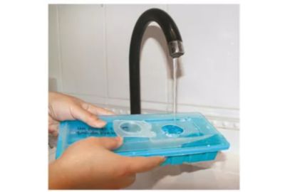 Bac à glaçons PICK AND DRINK avec couvercle de remplissage X16