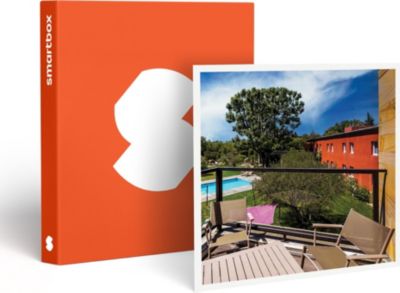 Coffret cadeau SMARTBOX 3 jours en hôtel 4* avec dîner à 3 plats Coffret cadeau SMARTBOX 3 jours en hôtel 4* avec dîner à 3 plats