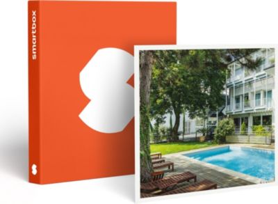 Coffret cadeau SMARTBOX 2 jours en hôtel 4* avec balnéo et espac Coffret cadeau SMARTBOX 2 jours en hôtel 4* avec balnéo et espac