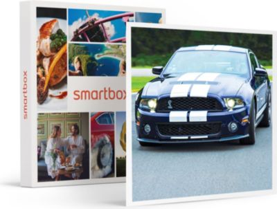 Coffret cadeau SMARTBOX Pilotage sur circuit : 3 tours au volant Coffret cadeau SMARTBOX Pilotage sur circuit : 3 tours au volant