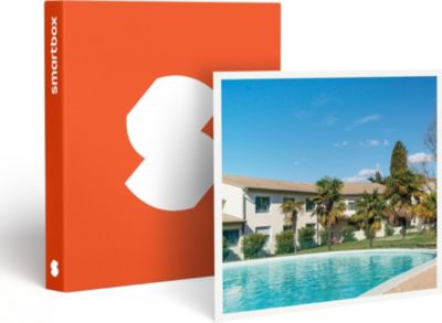 Coffret cadeau SMARTBOX Séjour détente de 2 jours avec dîner et Coffret cadeau SMARTBOX Séjour détente de 2 jours avec dîner et