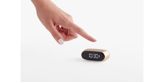 Réveil LEXON Minut ultra-compact Rechargeable Or