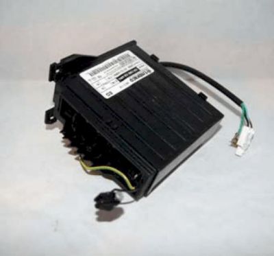 Module électronique WHIRLPOOL MODULE DE PUISSANCE ALIMENTATION VCC3 KI