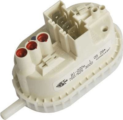 Pressostat SIEMENS PRESSOSTAT 750/525 3000 POUR LAVE LINGE Pressostat SIEMENS PRESSOSTAT 750/525 3000 POUR LAVE LINGE