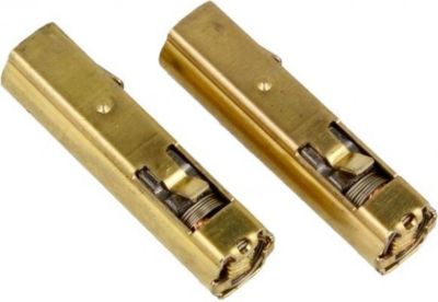 Pièce détachée BOSCH CHARBONS MOTEUR - W364151 Pièce détachée BOSCH CHARBONS MOTEUR - W364151