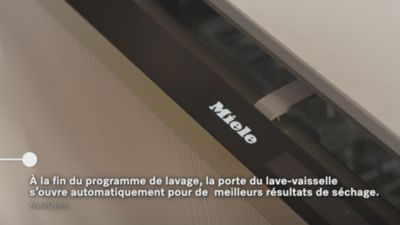 Voir la vidéo pour MIELE G 7191 SCVi AutoDos 125 edition