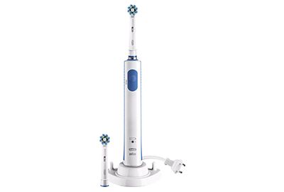 Brosse ORAL-B PRO 670 CROSS ACTION