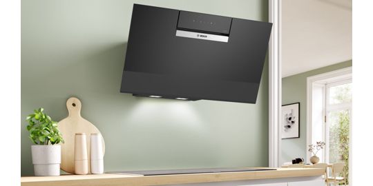 Hotte décorative murale inclinée BOSCH DWJ87FN6SF