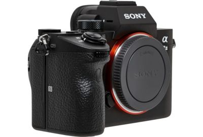 APN SONY A7 III + 28-70mm