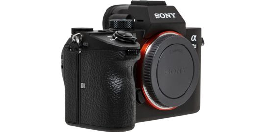 APN SONY A7 III + 28-70mm