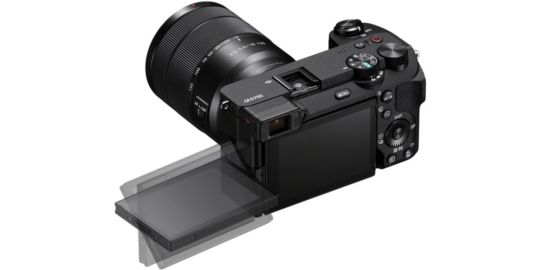 APN SONY A6700 Noir + SEL18135