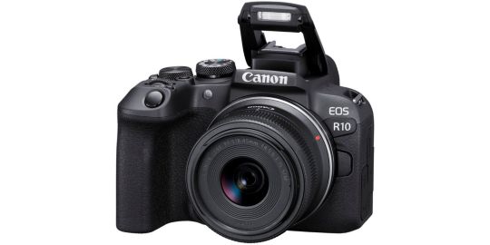 APN CANON EOS R10 + RF-S 18-45mm F4.5-6.
