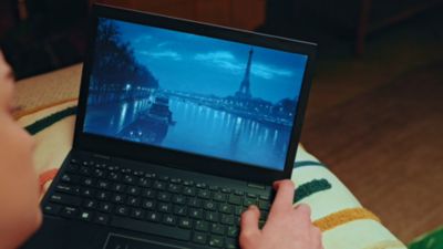 Voir la vidéo pour Ordinateur portable ASUS S5608QA-U3442W 16
