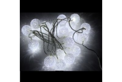 Pile GP x12 AA + x12 AAA + guirlande LED