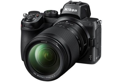 APN NIKON Z 5 + Z 24-200mm f/4-6.3 VR