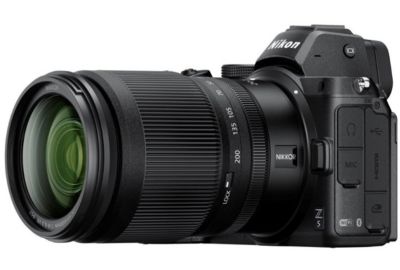 APN NIKON Z 5 + Z 24-200mm f/4-6.3 VR
