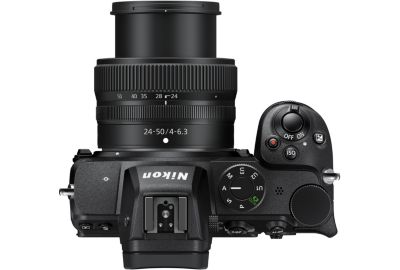 APN NIKON Z5 + 24-50mm