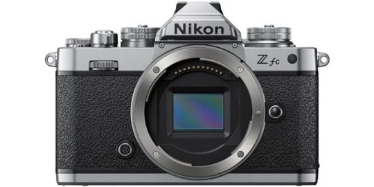 APN NIKON Z fcLens Kit 28 f/2.8 SE