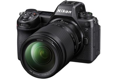 Appareil photo Hybride NIKON Z6 III +Z24-200mm