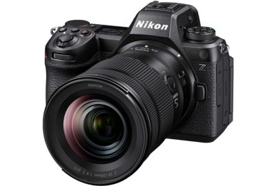 Appareil photo Hybride NIKON Z6 III + Z24-120mm f/4 S Kit