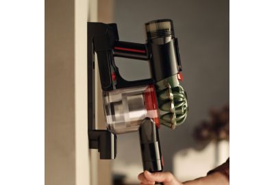 Aspirateur balai DYSON V8 Cyclone