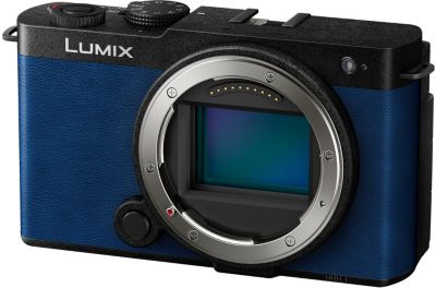 Appareil photo Hybride PANASONIC FULL FRAME Lumix S9 BLEU Boitier seul